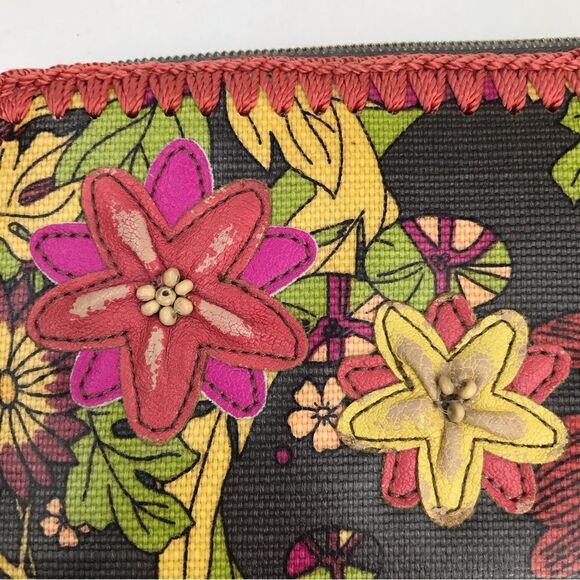 Sakroots Colorful Floral PEACE 3D Zip Round Wallet - Picture 9 of 16